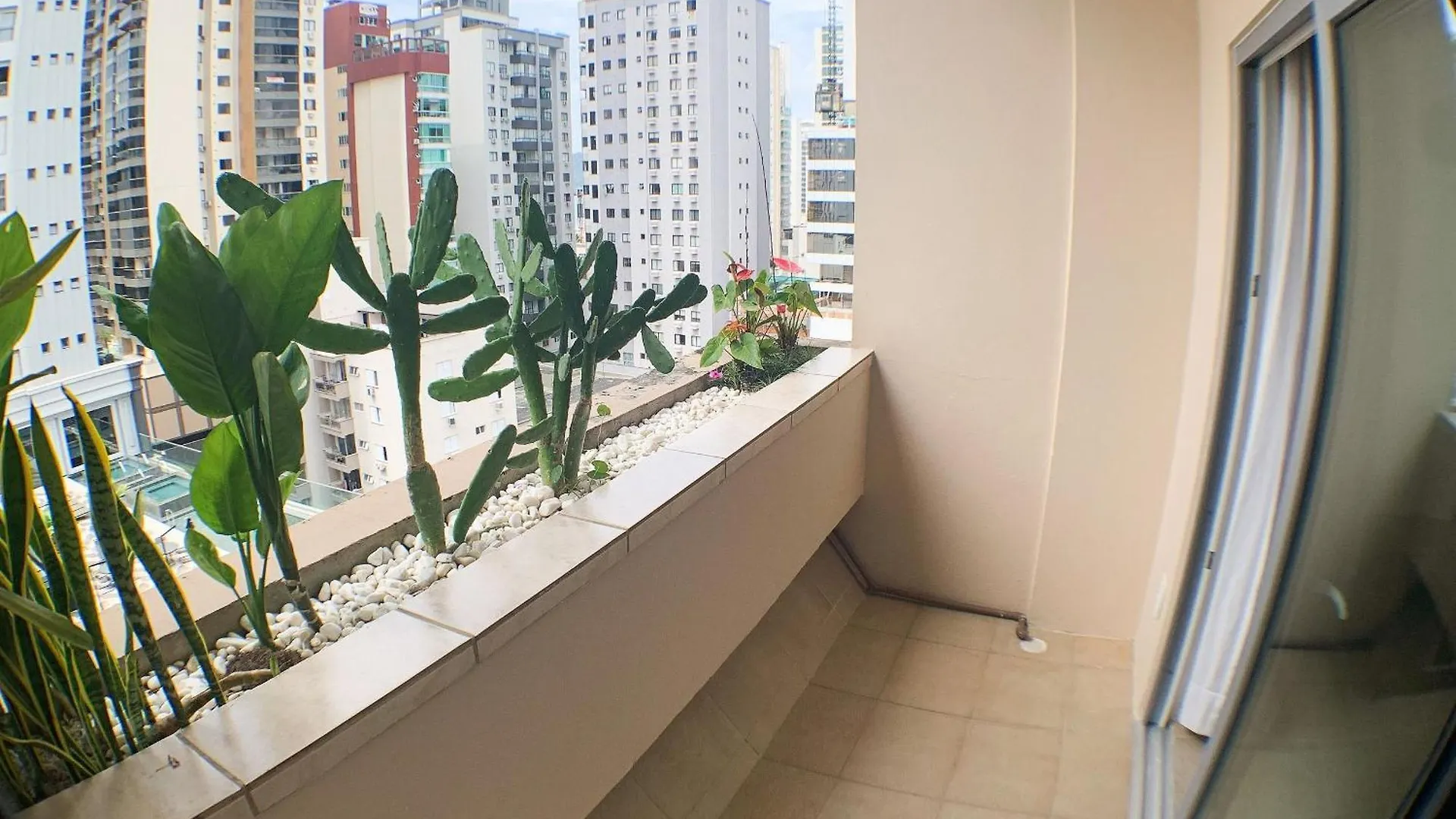 Conforto E Espaco Na Quadra Mar Balneário Camboriú Brasilien